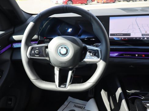 Used 2026 BMW i5 eDrive40 w/ M Sport Package AWD/4WD image 15