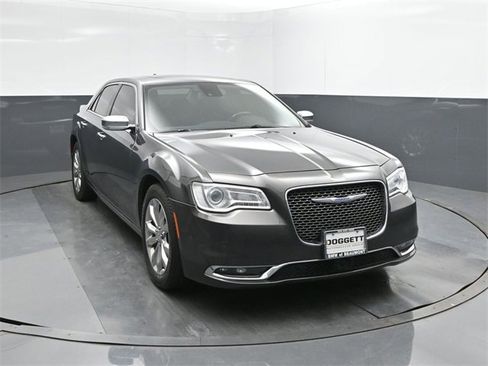 Used 2018 Chrysler 300 Limited w/ Safetytec Plus Group image 22