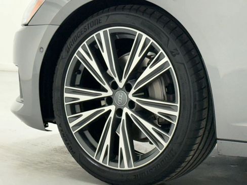 Used 2021 Audi A6 Premium Plus w/ Premium Plus Package image 40