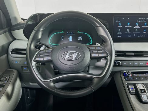 Used 2025 Hyundai Palisade SEL FWD image 18