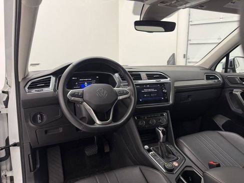 Used 2024 Volkswagen Tiguan Wolfsburg Edition image 22