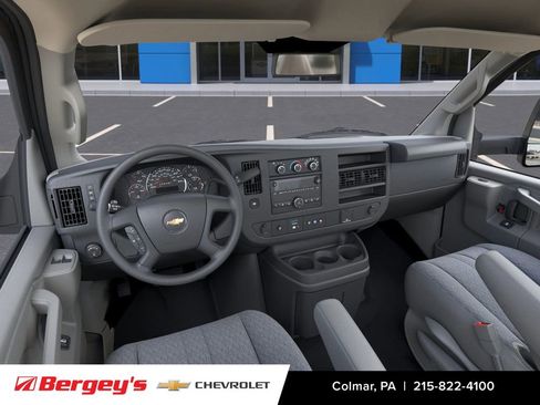New 2025 Chevrolet Express 3500 Work Van w/ Power Convenience Package image 17