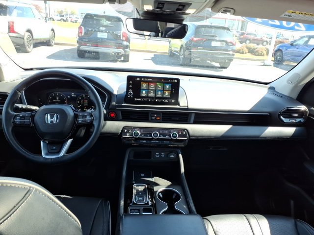 Used 2024 Honda Pilot Elite image 22