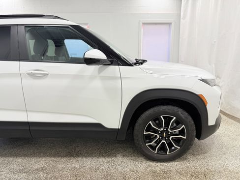 Certified 2023 Chevrolet TrailBlazer ACTIV image 8