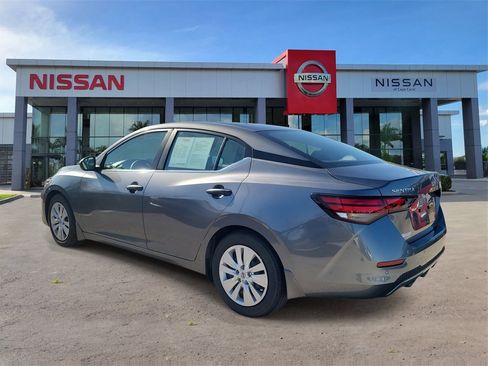 Used 2025 Nissan Sentra S image 6