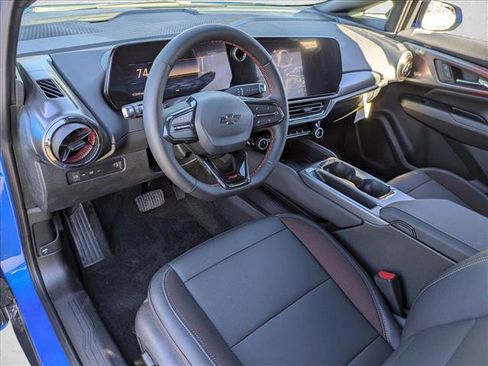 New 2026 Chevrolet Equinox EV RS image 3