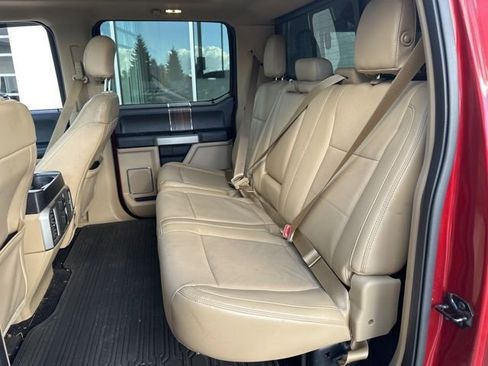 Used 2015 Ford F150 Lariat image 28