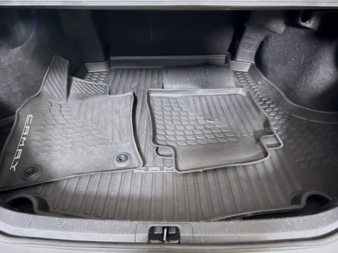 Certified 2019 Toyota Camry SE image 26