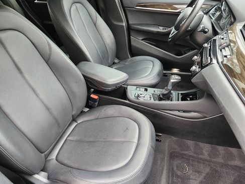 Used 2018 BMW X1 sDrive28i image 15