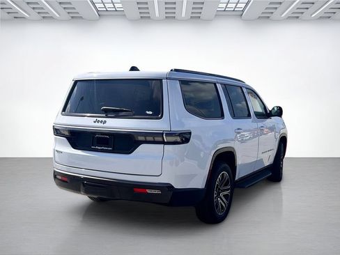 New 2026 Jeep Grand Wagoneer 2WD image 3