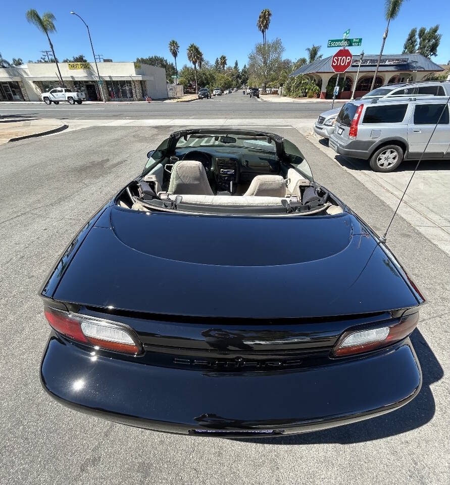 Used 1997 Chevrolet Camaro LT w/ Preferred Equipment Group 2 RWD image 14