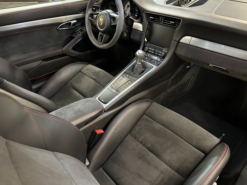 Used 2018 Porsche 911 GT3 image 54