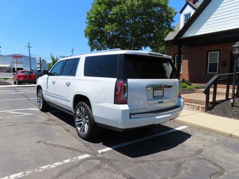 Used 2017 GMC Yukon XL Denali w/ Enhanced Security Package RWD image 5