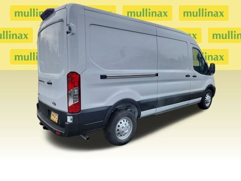 New 2026 Ford Transit 250 148 Medium Roof Extended AWD w/ Load Area Protection Package image 3