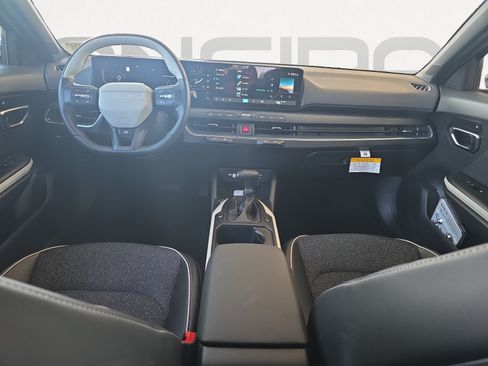 Certified 2025 Kia K4 GT-Line w/ GT-Line Sunroof Package FWD image 2