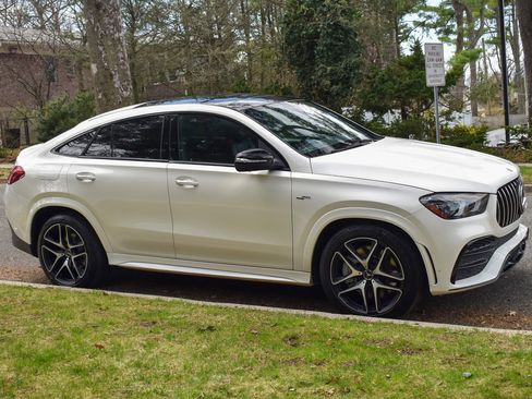 Used 2021 Mercedes-Benz GLE 53 AMG 4MATIC w/ AMG Night Package image 12