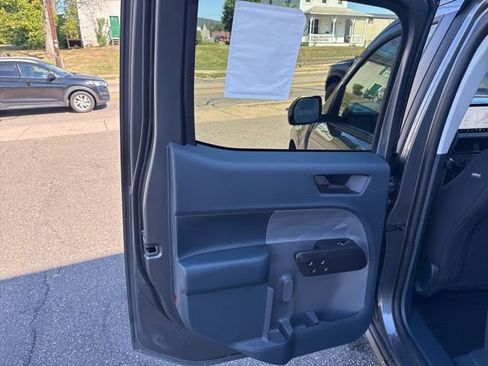 New 2025 Ford Maverick XLT w/ XLT Luxury Package image 34