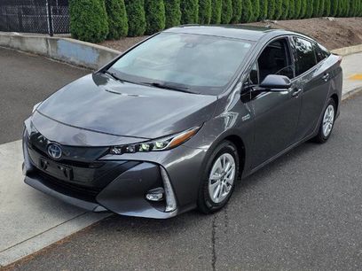 Used 2018 Toyota Prius Prime Advanced w/ Carpet Mat Package