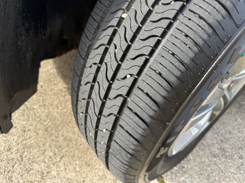 Used 2015 Chevrolet Equinox LS image 26