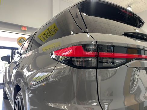 Used 2025 Lexus TX 350 AWD image 15