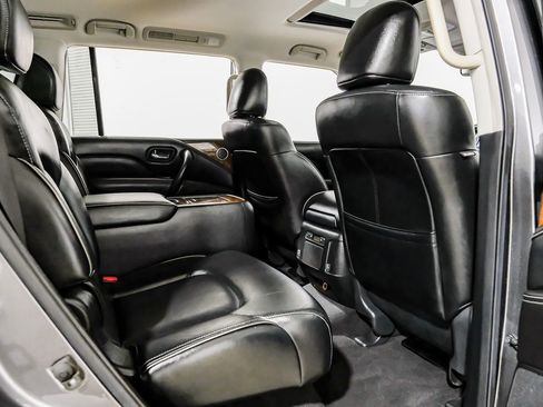 Used 2018 INFINITI QX80 2WD w/ Driver Assistance Package image 30