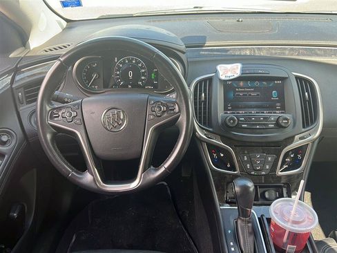 Used 2015 Buick LaCrosse Leather FWD image 4