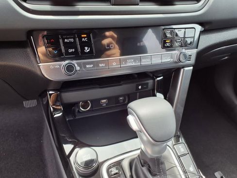 New 2026 Kia Seltos EX image 23