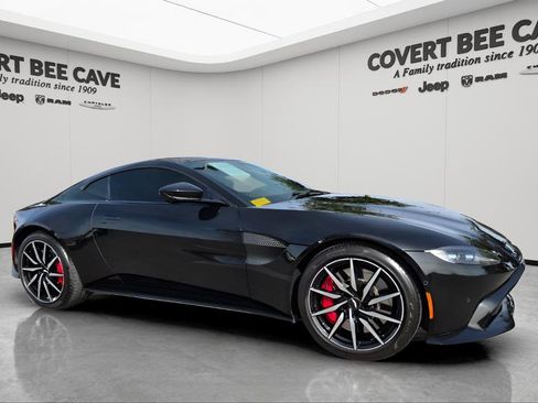 Used 2019 Aston Martin V8 Vantage Coupe image 1
