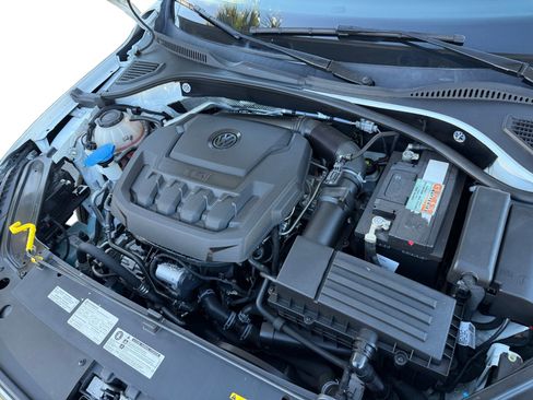 Used 2020 Volkswagen Passat 2.0T SE w/ Sunroof Package FWD image 13