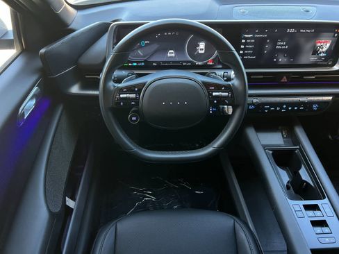 Certified 2025 Hyundai Ioniq 6 SEL RWD image 15