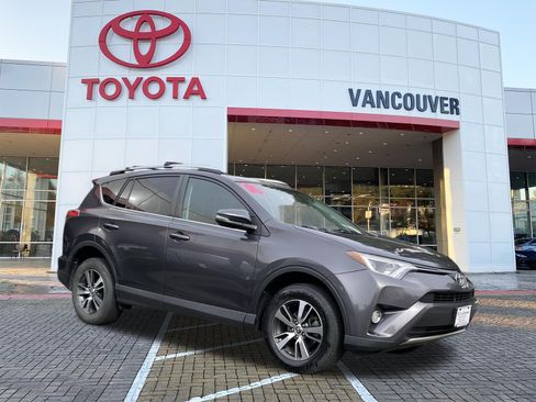 Used 2016 Toyota RAV4 XLE AWD/4WD image 1