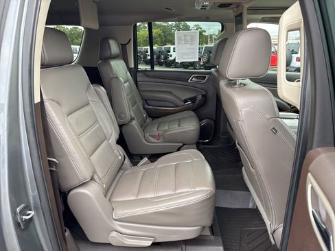 Used 2020 GMC Yukon XL Denali w/ Denali Ultimate Package image 21