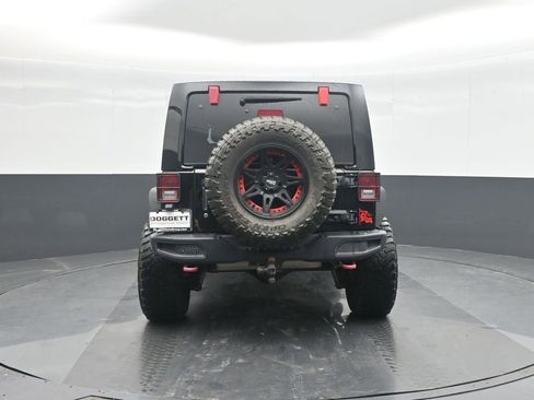 Used 2018 Jeep Wrangler Unlimited Rubicon image 17
