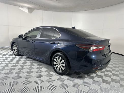 Used 2021 Toyota Camry LE FWD image 6