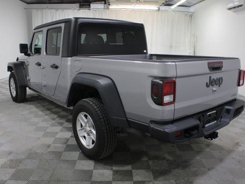 Used 2020 Jeep Gladiator Sport w/ Quick Order Package 24S AWD/4WD image 28