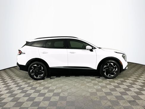 Used 2023 Kia Sportage SX image 8