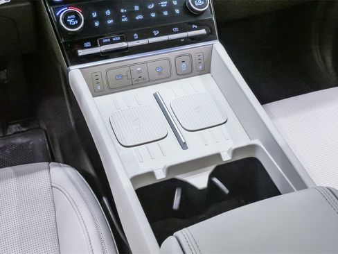 Used 2025 Hyundai Santa Fe Calligraphy image 21