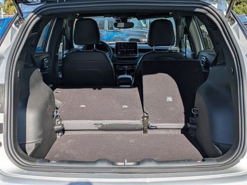 New 2026 Jeep Compass Latitude image 11