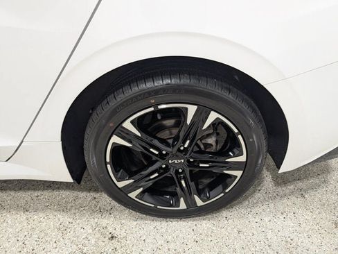 Used 2023 Kia K5 GT-Line w/ GT-Line Premium Package FWD image 10