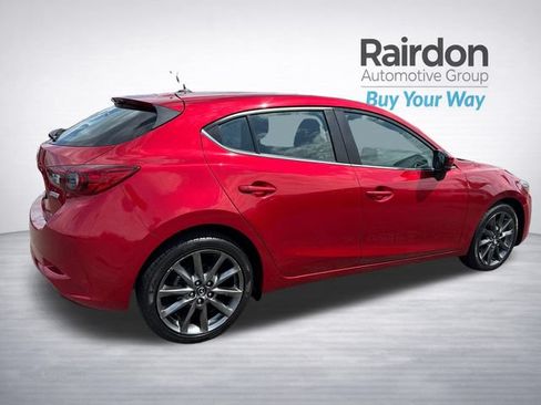 Used 2018 MAZDA MAZDA3 Touring FWD image 7