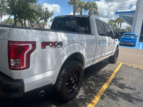 Used 2015 Ford F150 XLT w/ Equipment Group 302A Luxury AWD/4WD image 18