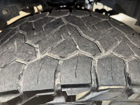 Used 2018 RAM 2500 Laramie w/ Sport Appearance Group image 11