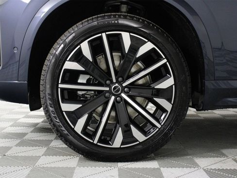 New 2026 Volvo XC90 B6 Plus w/ Protection Package Premier image 12