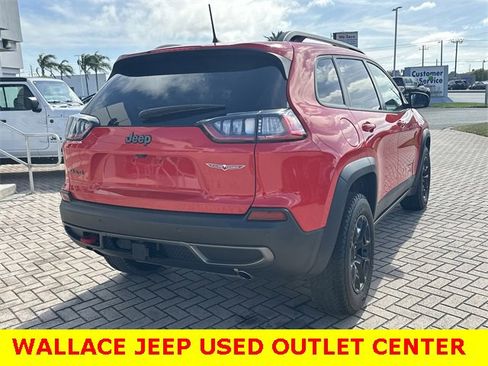 Used 2019 Jeep Cherokee Trailhawk w/ Trailer Tow Group image 6