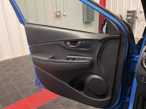 Used 2020 Hyundai Kona SE image 25