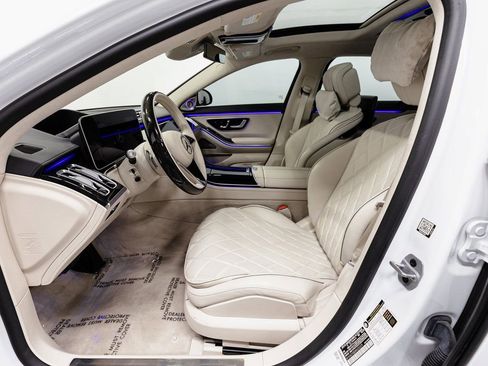Certified 2024 Mercedes-Benz S 580 4MATIC Sedan image 8
