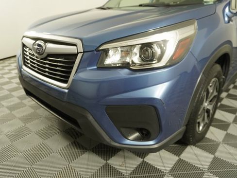 Used 2019 Subaru Forester Premium w/ All-Weather Package image 11