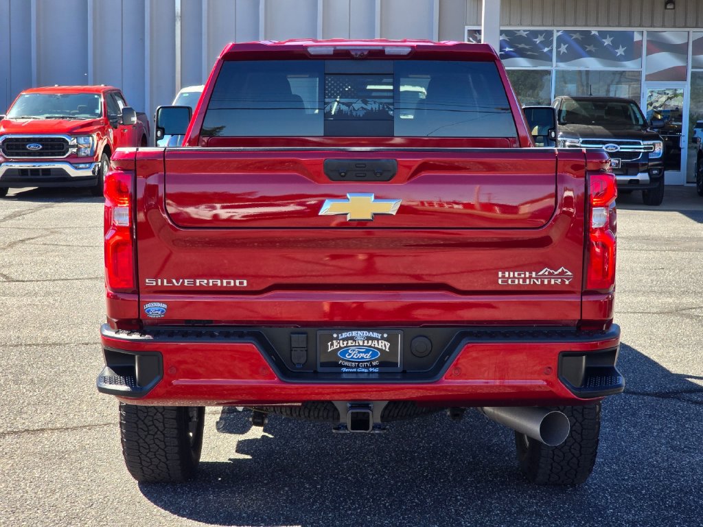 Used 2022 Chevrolet Silverado 2500 High Country AWD/4WD image 24