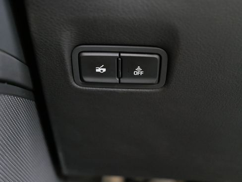 Used 2015 Chevrolet Corvette Stingray Convertible w/ 3LT Preferred Equipment Group image 22