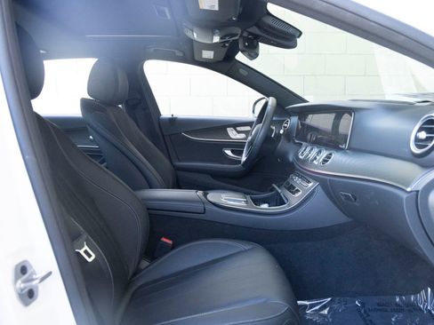 Used 2022 Mercedes-Benz E 350 Sedan image 27
